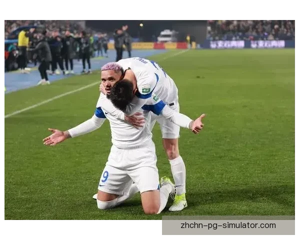 恩里克在武汉三镇资金困难下依旧保持高效进球展现个人实力与坚韧精神